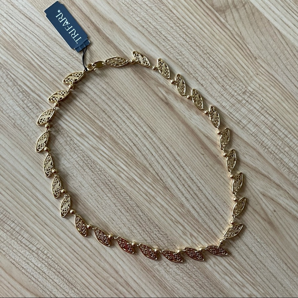 Trifari Vtg Goldtone Filigree 18” Necklace